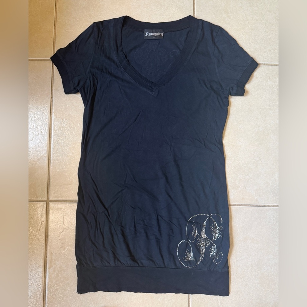 Rawyalty Women’s L Black Rhinestone Cross Heart Short Sleeves Tee